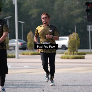 Runner Photo 6806396