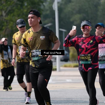 Runner Photo 6806398
