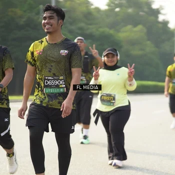 Runner Photo 6806403