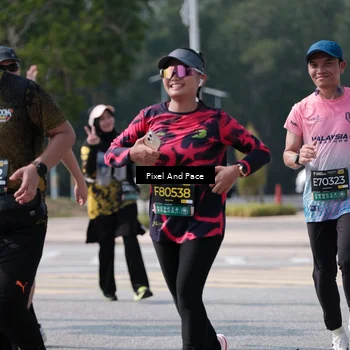 Runner Photo 6806408