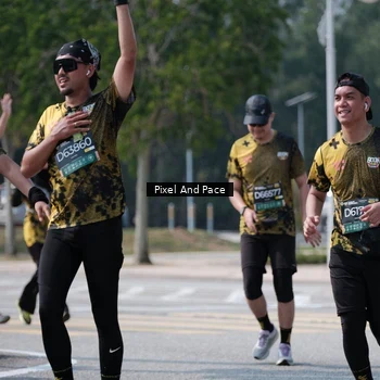 Runner Photo 6806412