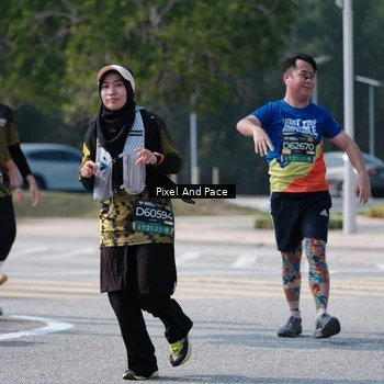 Runner Photo 6806414