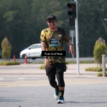 Runner Photo 6806417