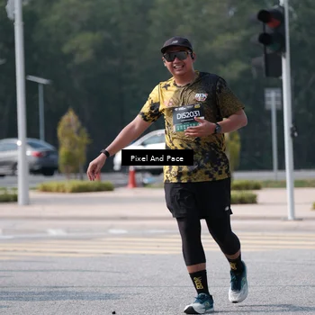 Runner Photo 6806424