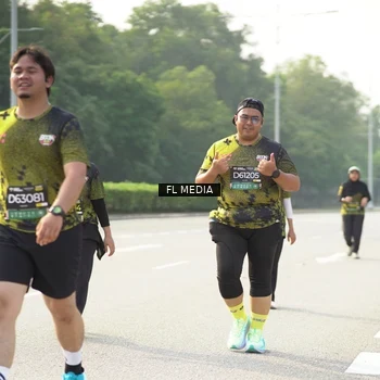 Runner Photo 6806443