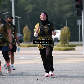 Runner Photo 6806444