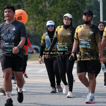 Runner Photo 6806453