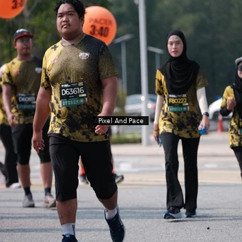 Runner Photo 6806463