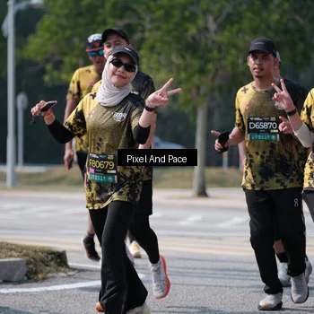 Runner Photo 6806494