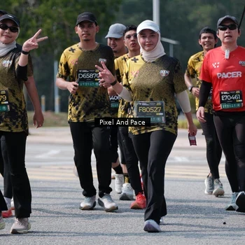 Runner Photo 6806498