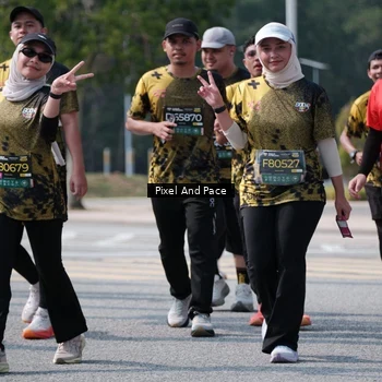 Runner Photo 6806499