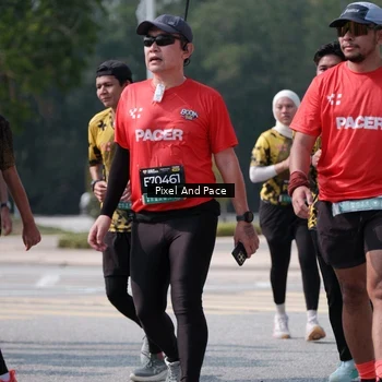 Runner Photo 6806502