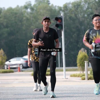 Runner Photo 6806503