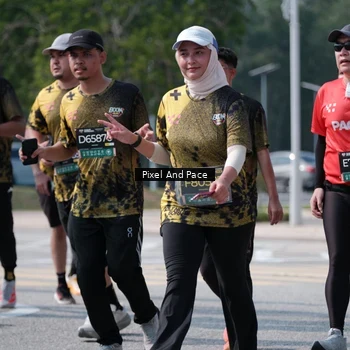Runner Photo 6806509