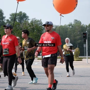 Runner Photo 6806511