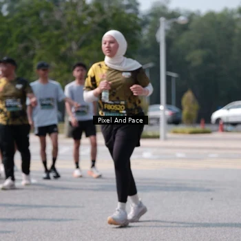 Runner Photo 6806515