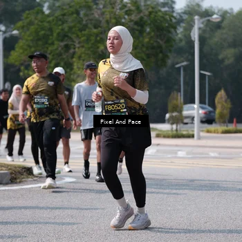 Runner Photo 6806521