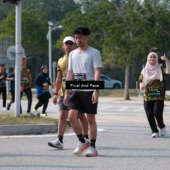 Runner Photo 6806526