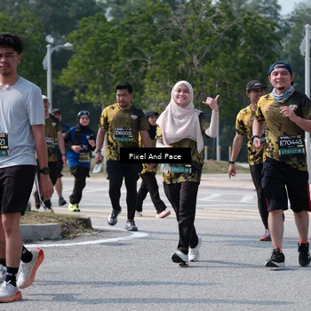 Runner Photo 6806530