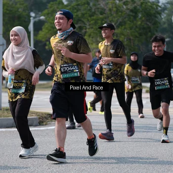 Runner Photo 6806532