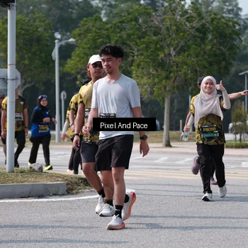 Runner Photo 6806533