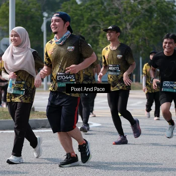 Runner Photo 6806535