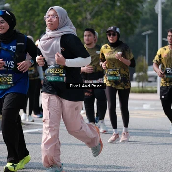Runner Photo 6806552