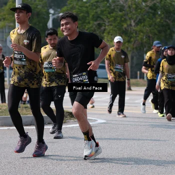 Runner Photo 6806555