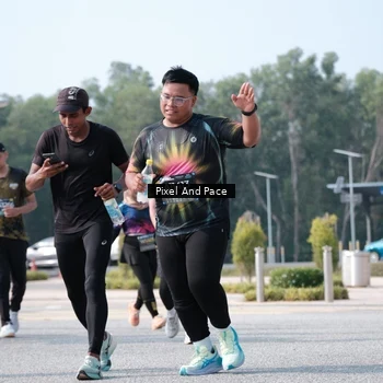 Runner Photo 6806556