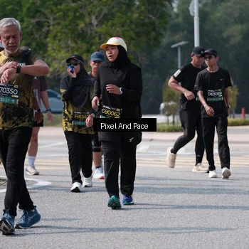 Runner Photo 6806569