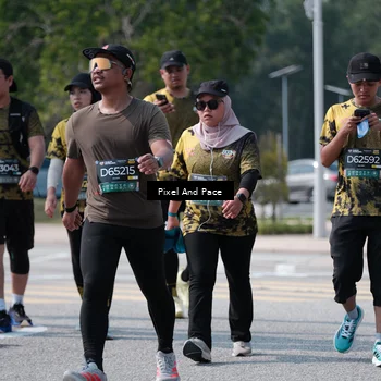 Runner Photo 6806589