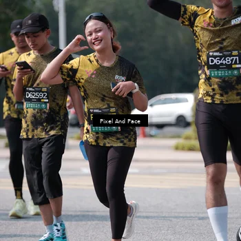 Runner Photo 6806598