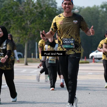 Runner Photo 6806625