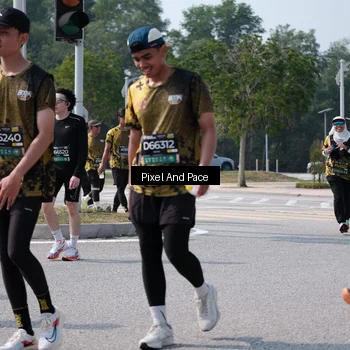 Runner Photo 6806652