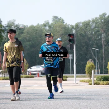 Runner Photo 6806669