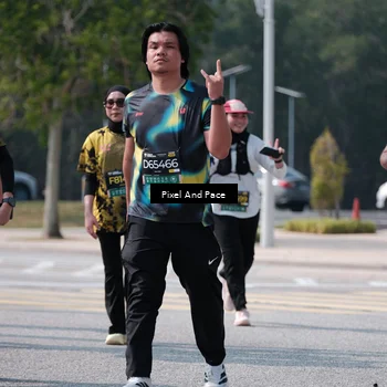 Runner Photo 6806672