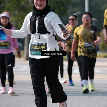 Runner Photo 6806689