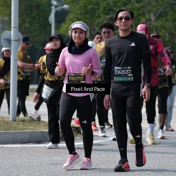 Runner Photo 6806691