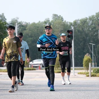 Runner Photo 6806695