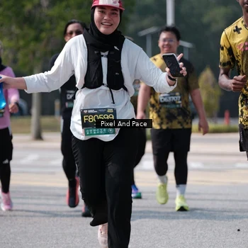 Runner Photo 6806704