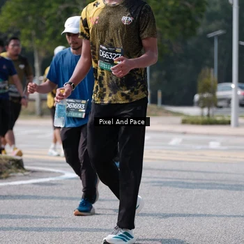 Runner Photo 6806725