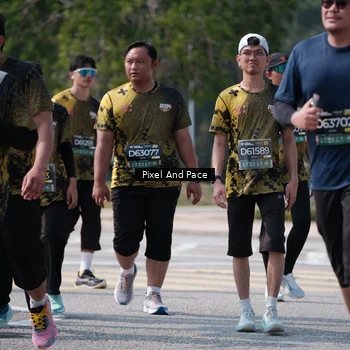 Runner Photo 6806727