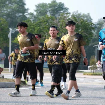 Runner Photo 6806738