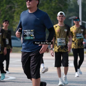 Runner Photo 6806743