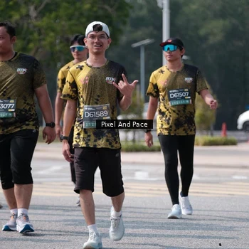 Runner Photo 6806747