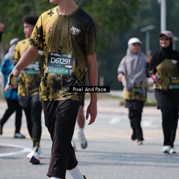 Runner Photo 6806752