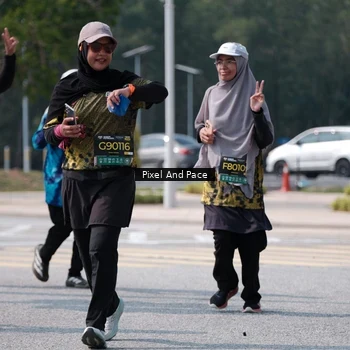 Runner Photo 6806760