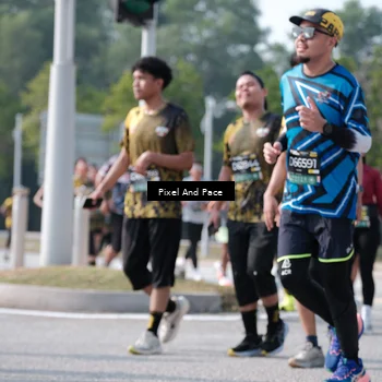 Runner Photo 6806769