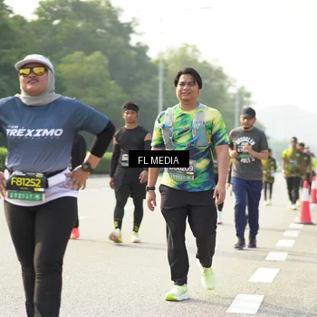Runner Photo 6806772