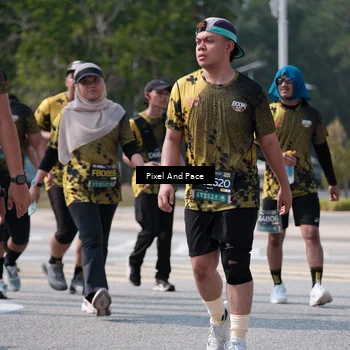 Runner Photo 6806790